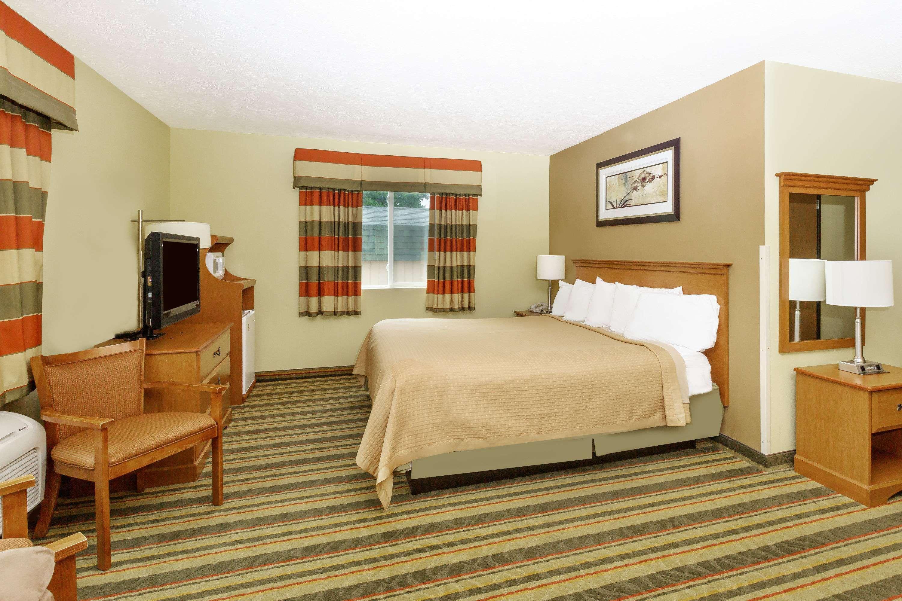 Econo Lodge Inn & Suites Yankton Εξωτερικό φωτογραφία