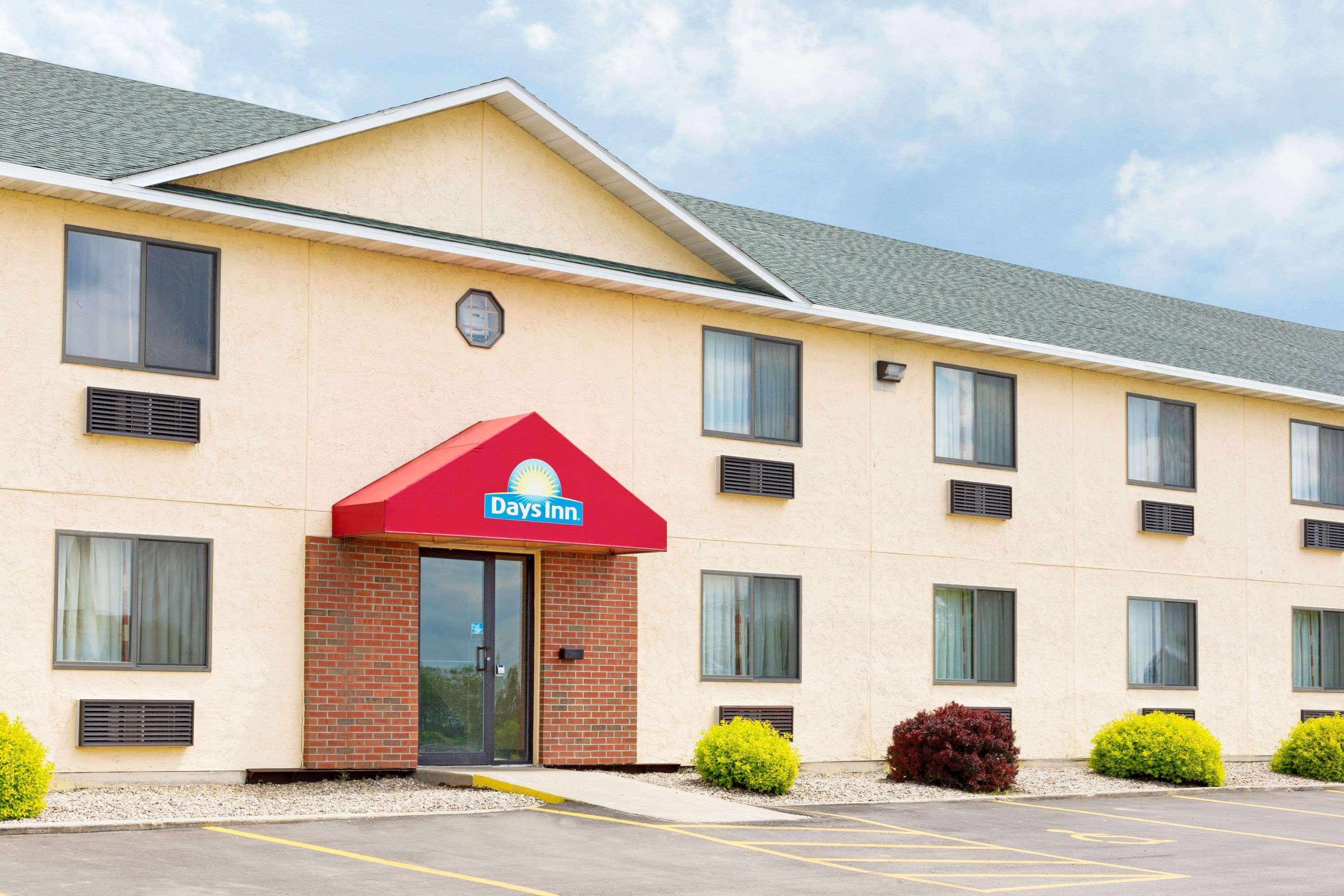 Econo Lodge Inn & Suites Yankton Εξωτερικό φωτογραφία
