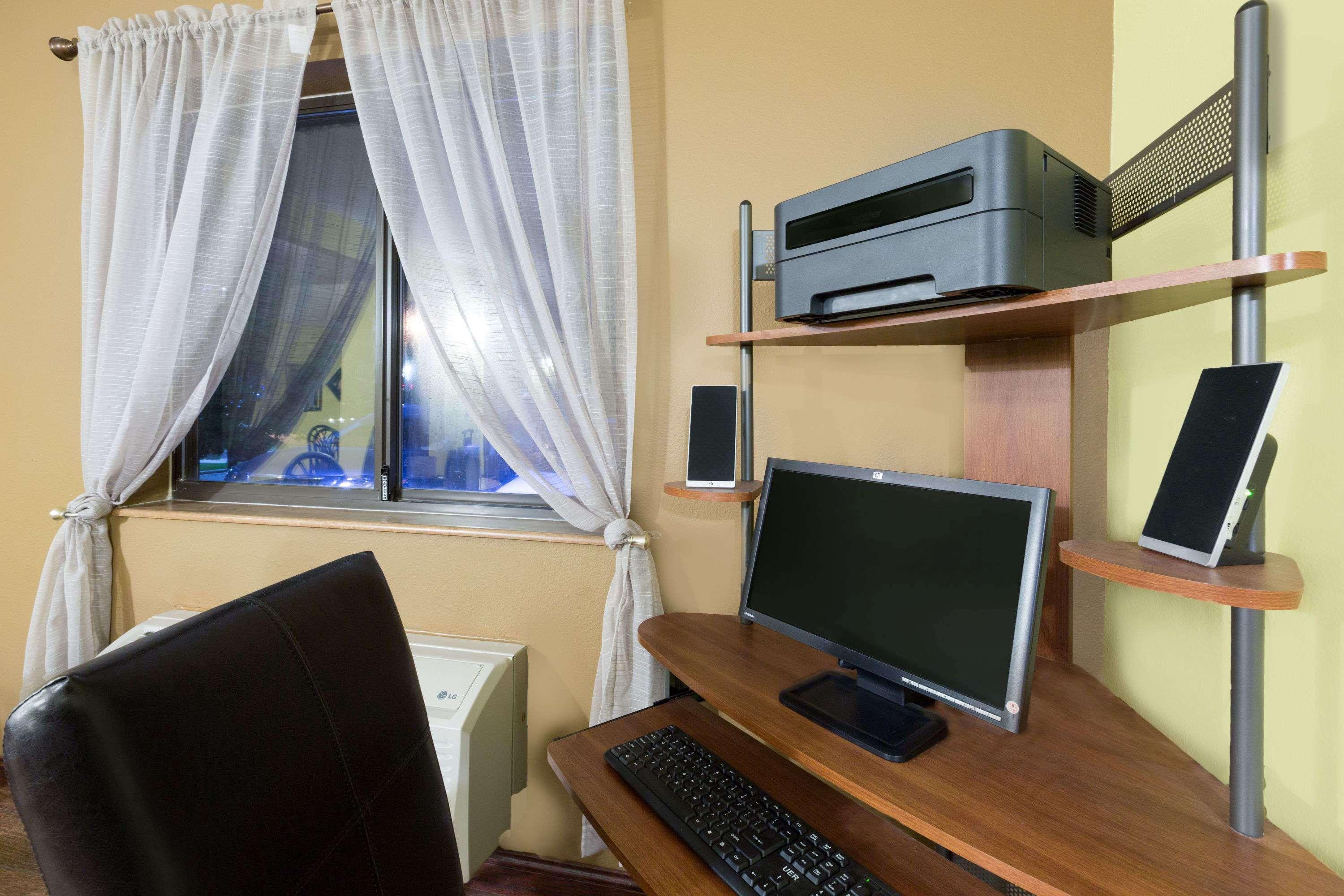 Econo Lodge Inn & Suites Yankton Εξωτερικό φωτογραφία